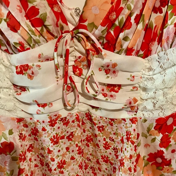 Altar’d State Aderny Floral Mini Dress. NWT. Size M. - Picture 4 of 6